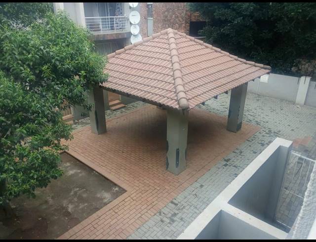 2 BEDROOM APARTMENT FOR SALE IN FERNDALE